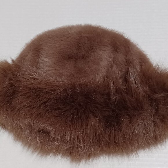Women's Brown Faux Fur Hat - Picture 2 of 4